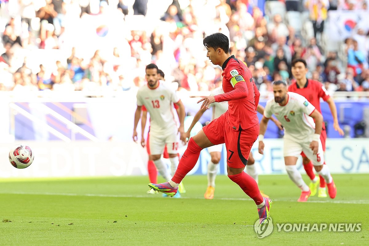 [아시안컵] 전술 안 보이고 선수 능력에만 의존…약점 드러낸 클린스만호