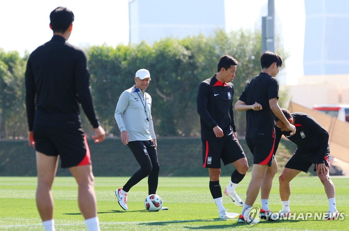 [아시안컵] 클린스만 "중요한 건 자신감…결승까지 숙박 연장하라"