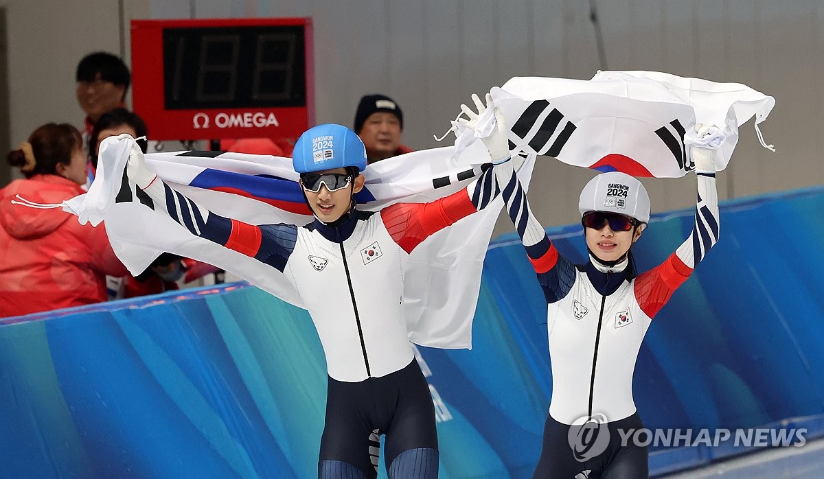 [청소년올림픽] 스노보드 이채운 금메달…한국, 빙속·아이스하키서 은 2개 추가