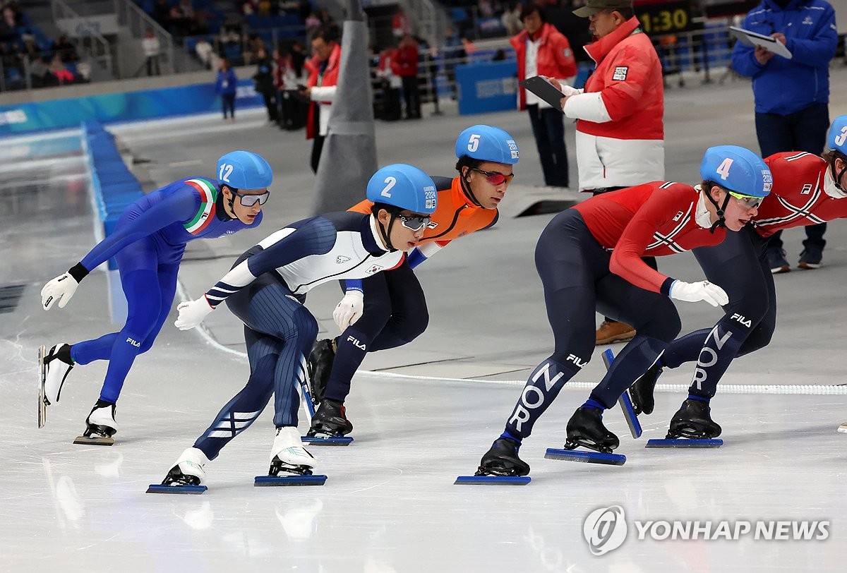 [청소년올림픽] 한국, 스키 모굴서 은메달 추가…빙속은 은 2개·동 1개로 마감