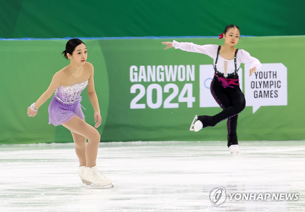 [청소년올림픽] 피겨 신지아, 쇼트프로그램 3위…아쉬운 점프 실수(종합)