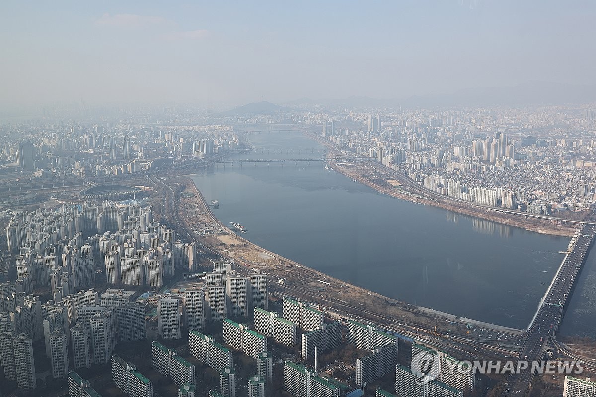 수도권·충청·전북·경북 미세먼지 '나쁨'…제주·남부 비