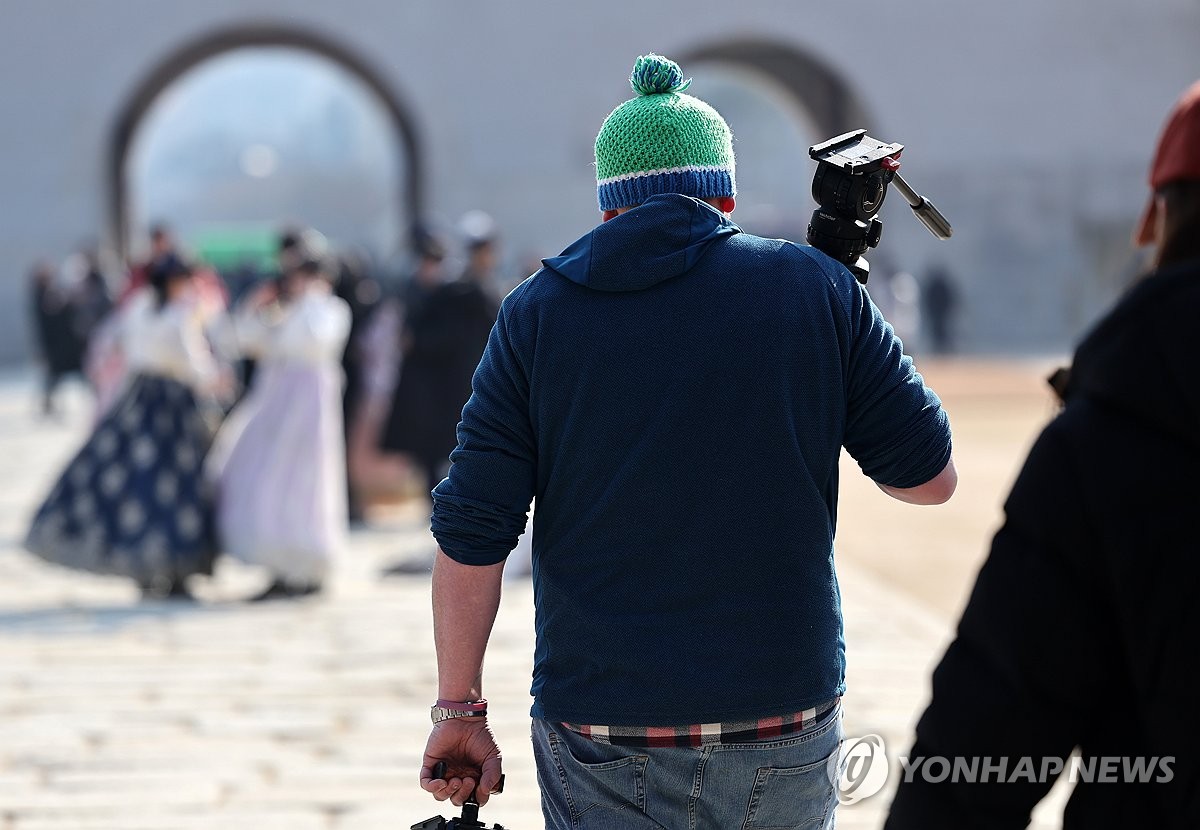 화요일도 큰 추위 없어…제주·전남권에는 비 소식