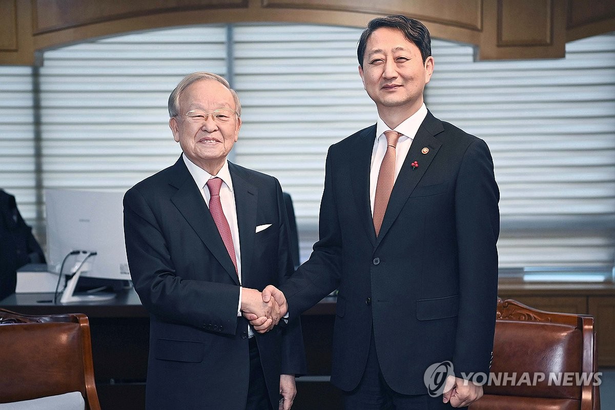 손경식 경총회장, 외교장관·산업장관 잇단 접견…민관협력 논의(종합)