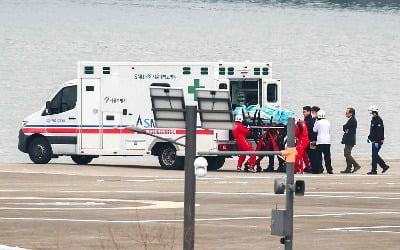 "'이재명은 헬기 타고 나는 왜 안 되냐'고"…의사들 '한숨'