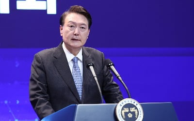 [속보] 尹대통령 "2024년을 '민생 회복의 해'로 만들어야"