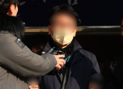 NYT, 이재명 습격범 신상공개…野 지지자들 "박정희·전두환 시대"