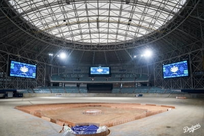 MLB 다저스, 공사 중인 고척돔 소개 "서울, 곧 봐요!"