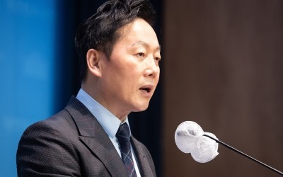"총선 불출마 안 한다"…'미투 파문' 민주당 정봉주의 버티기