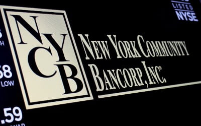 NYCB 주가 22% 추가 하락…무디스, 신용등급 2단계 낮춰 '투기등급'