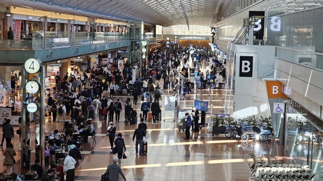 하네다공항 2터미널에서 항공편을 이용해 아키타현 "오다테 노시로"공항으로 이동. / JAPAN NOW