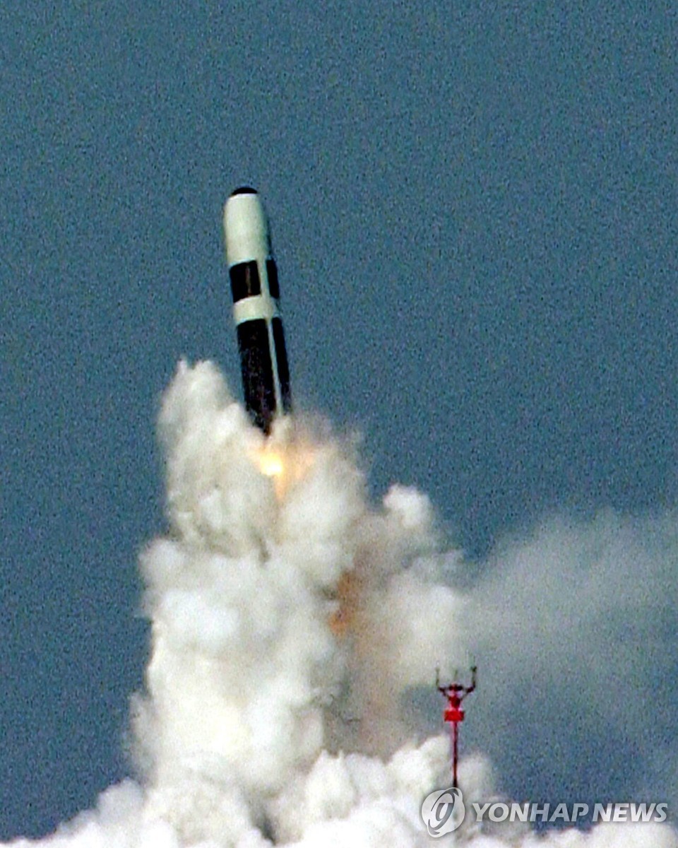 [고침] 국제(英해군 전략 핵잠수함 SRBM 시험발사 실패 '…)