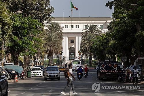 세네갈 의회, '대선 연기' 현 대통령 임기 연장 논의