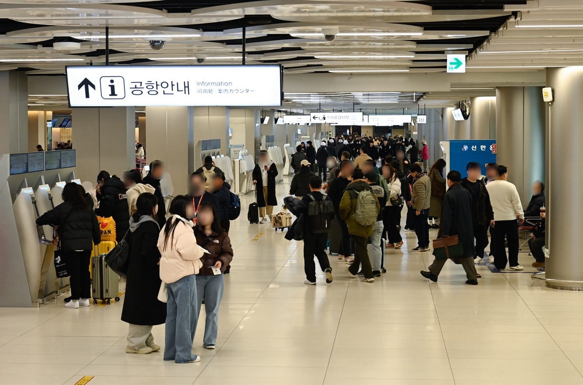 설 연휴 전국 공항 이용객 117만명 예상…대책본부 운영