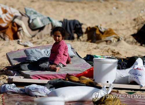 피란민 밀집 라파에 이스라엘군 진격 임박…"대학살 귀결" 우려