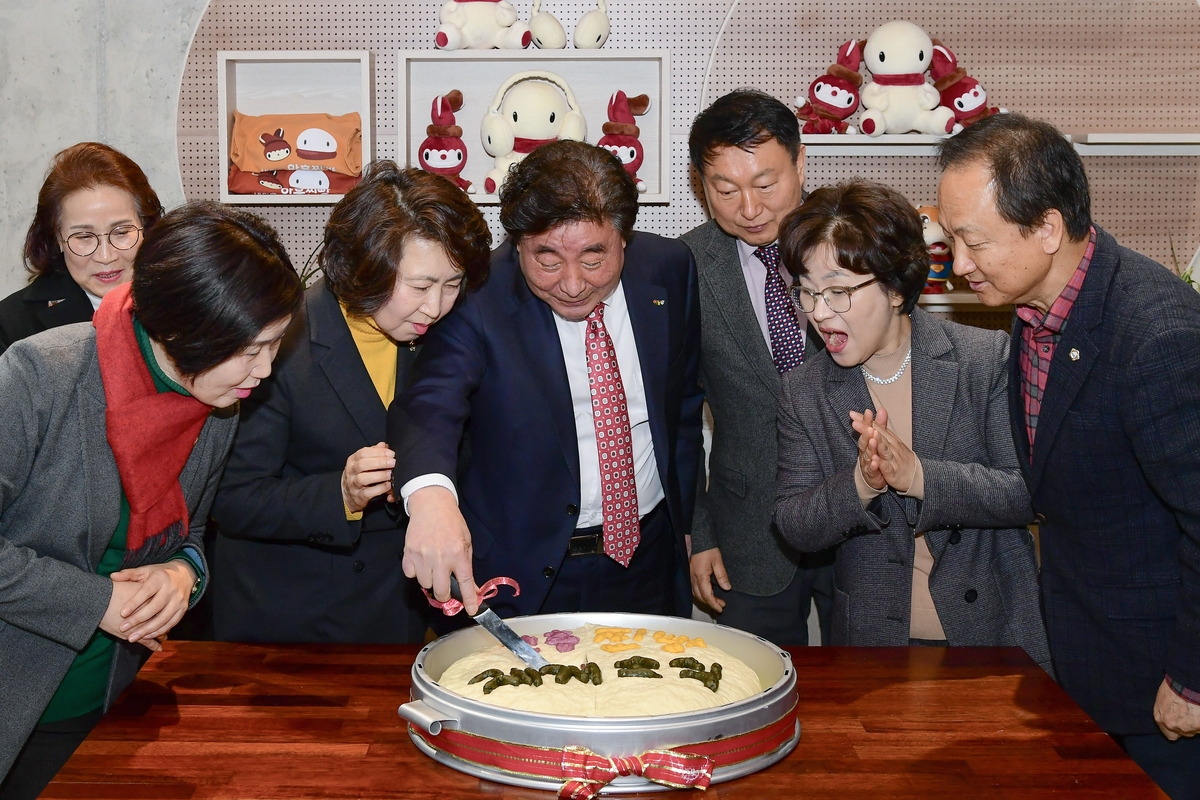 횡성안흥찐빵모락모락마을 재개소…20일부터 정상 운영