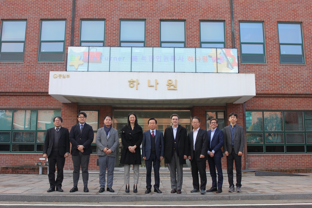 터너 美북한인권특사 "탈북민 강제북송 막는데 국제사회와 협력"