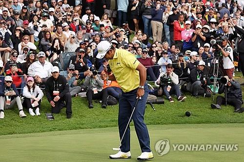9언더파 몰아친 마쓰야마, 2년 만에 PGA투어 우승…통산 9승(종합2보)