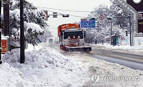 강원 양양·속초에 대설경보…원주 등 11곳 대설주의보 해제