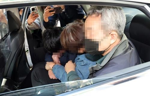 '무자본 갭투자' 수원 전세 사기 일가족 첫 재판 '공전'