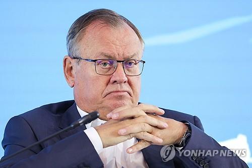 미, 러 간판 대형은행 VTB 행장 대러제재 위반 혐의 기소