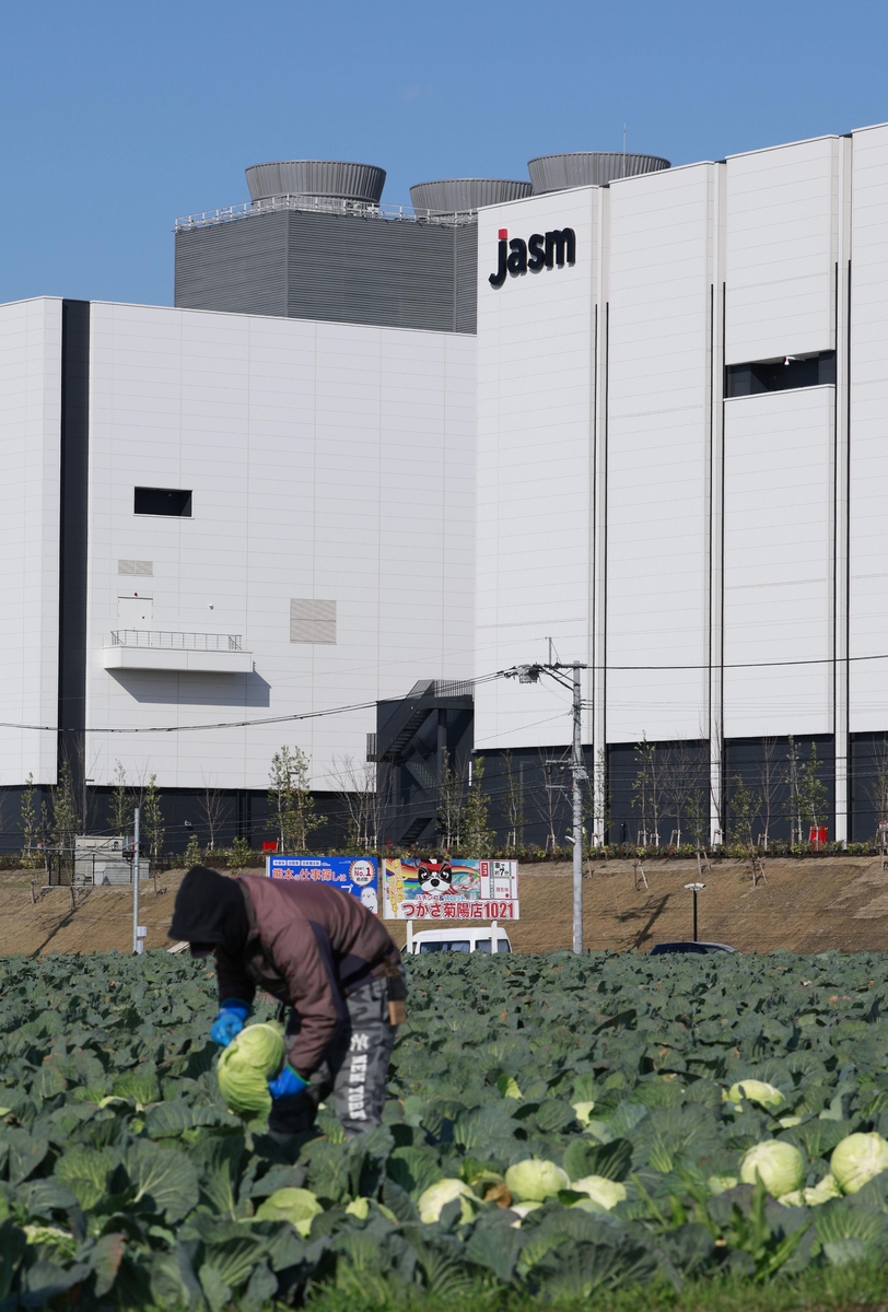 TSMC, 구마모토 1공장 개소식 열어…"日 반도체 생산 르네상스"