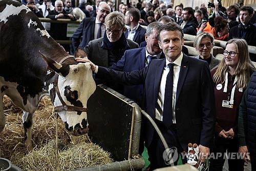 '농심' 잡아라…유럽의회 유세장 된 파리농업박람회