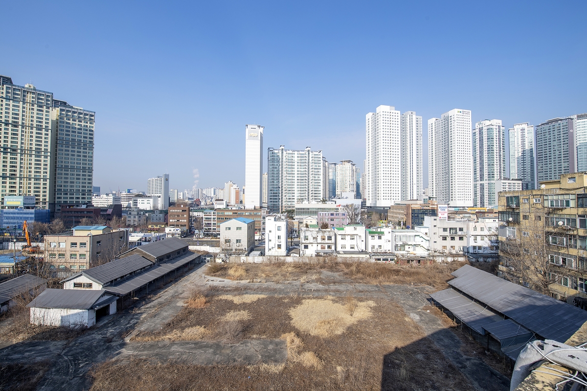 용리단길에 공공주차장 200면 생긴다…용산구·한전 맞손