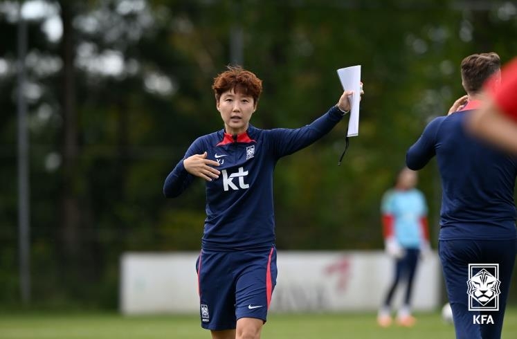 여자 U-20 축구대표팀, 아시안컵 열리는 우즈베키스탄으로 출국