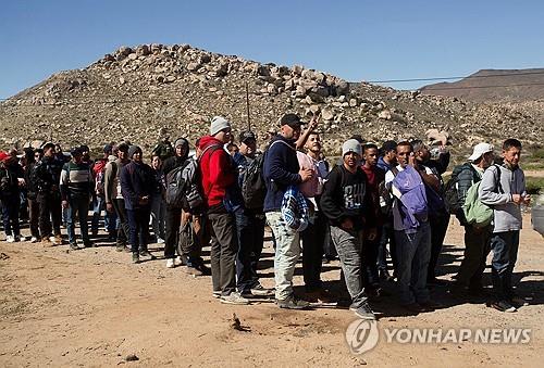 美대선서 불법이민 이슈 부상 가속…55% "미국에 중대 위협"