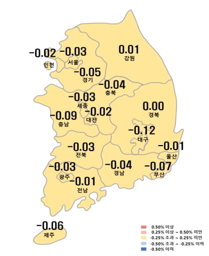 전국 아파트값 12주 연속 하락…GTX 수혜지는 올라