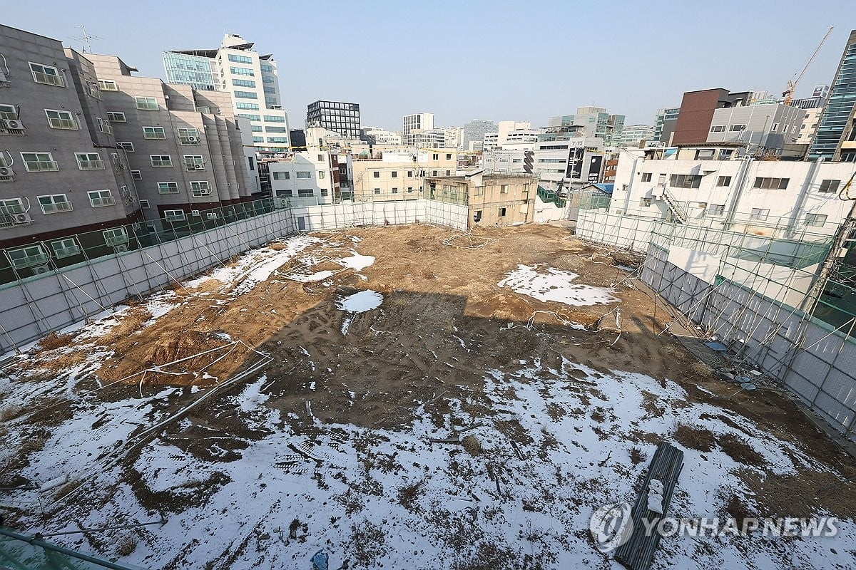 금융당국, PF 부실사업장 정리 장애 없앤다