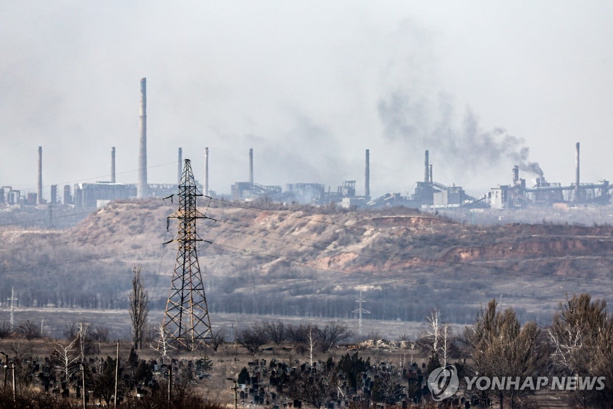 "부상자 남기고 다 태워라"…지옥의 철수 작전