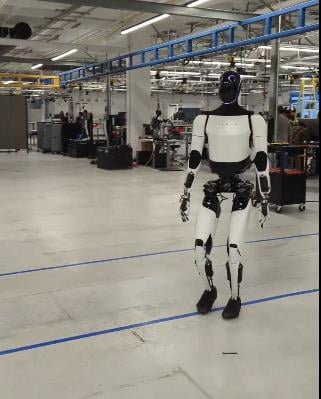 휴머노이드 경쟁시대…테슬라, 인간같은 로봇 추가영상