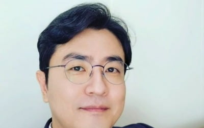 '박지윤과 이혼' 최동석 "아들 생각하면 마음 저려…함께 할 날을 기다리며"