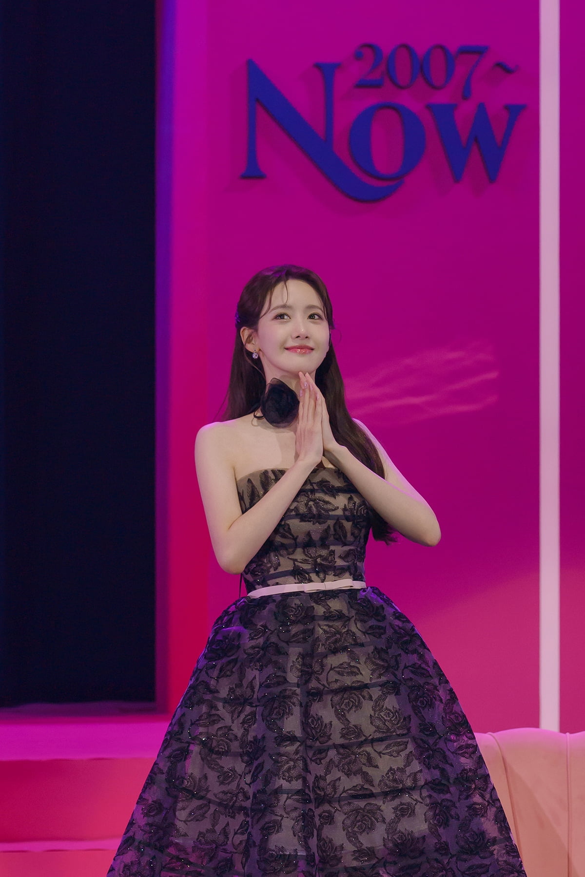 Lim Yoona, Macau and Taipei dyed pink