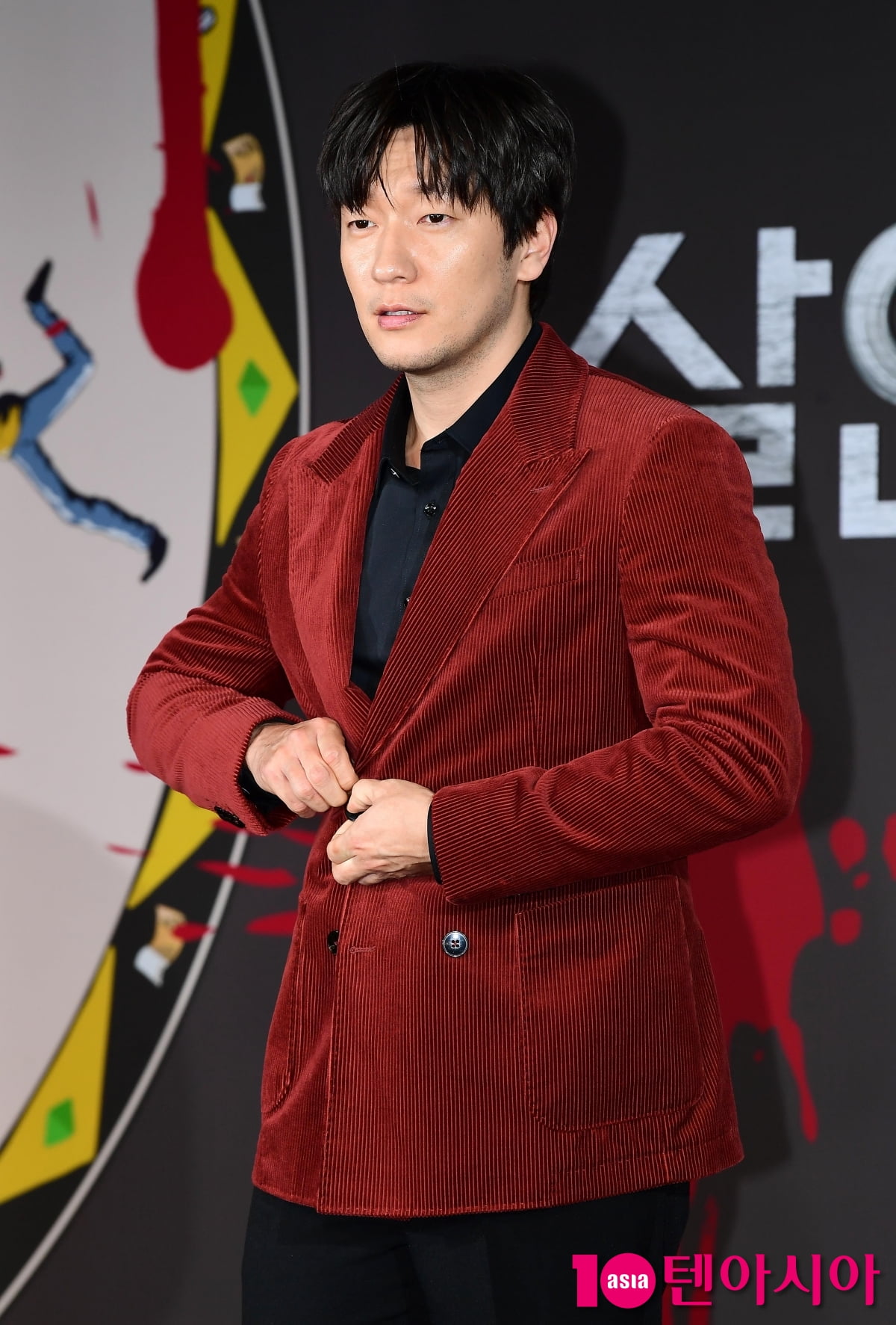 Son Seok-gu joins hands with his former agency's finance director... Establishment of an independent production company