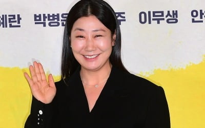 라미란, '시민덕희' 실화 주인공과 만난다…오늘(7일) '2시 뉴스외전' 출연