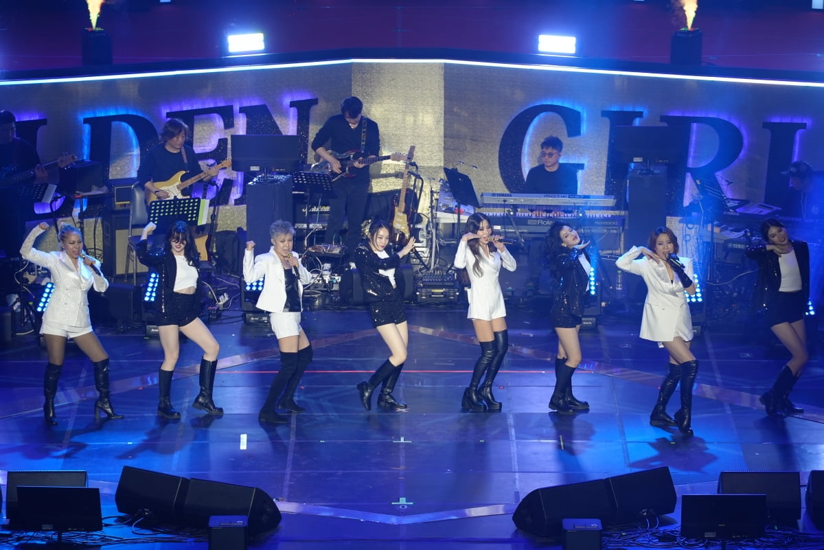 Golden Girls, who embarked on a national tour, successfully completed their performance in Seoul