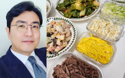 '박지윤과 이혼' 최동석, 떡국 차려준 건 '형수님'…"새해에는 웃는 일만 있자"