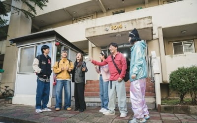 유재석→제니만 있는 게 아니네…'아파트 404' 제작진 "미술·소품팀 고생 많이해"