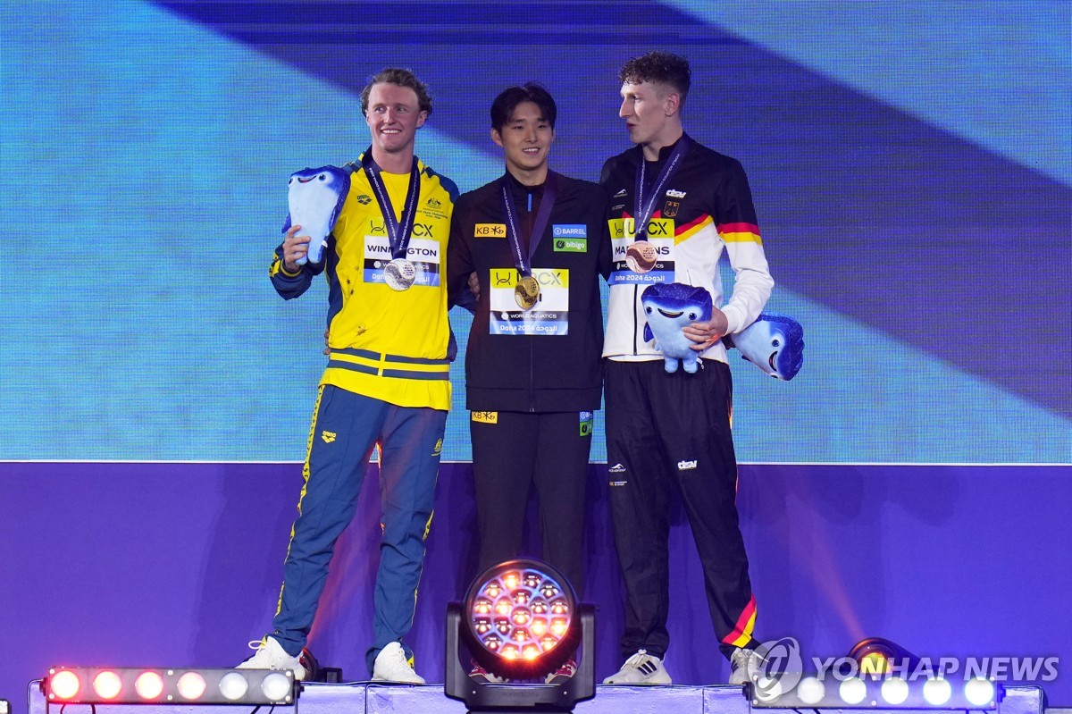 아시아 최고에서 세계챔피언으로…김우민, 올림픽 메달도 가시권