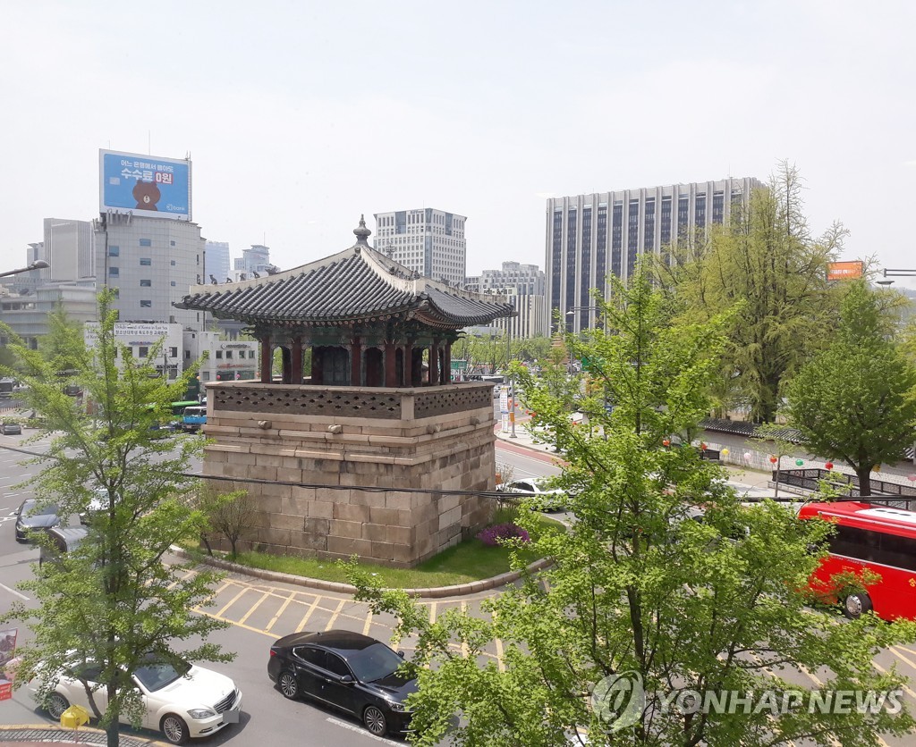 [K-People] 건축가 김원 "동·서십자각 복원이 광화문광장의 완성"