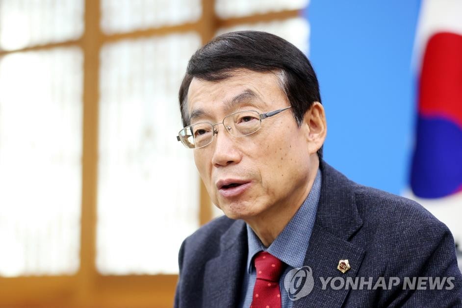 '5·18 폄훼' 전 인천시의회 의장 불신임 효력정지 가처분 기각