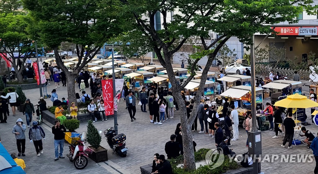 강릉중앙시장, 쓰레기통은 없애고 쓰레기는 배출 점포로