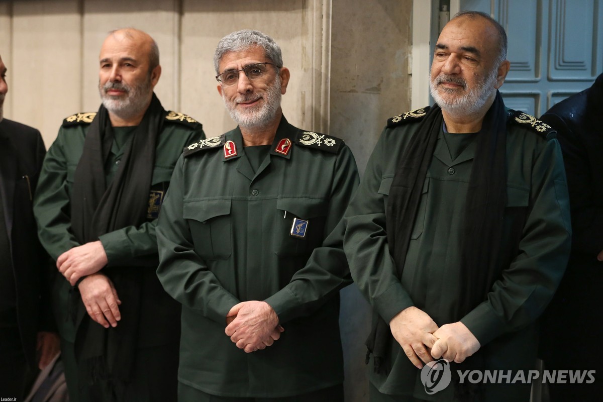 美 자극하는 '저항의 축'…"배후엔 이란 정예부대 사령관"