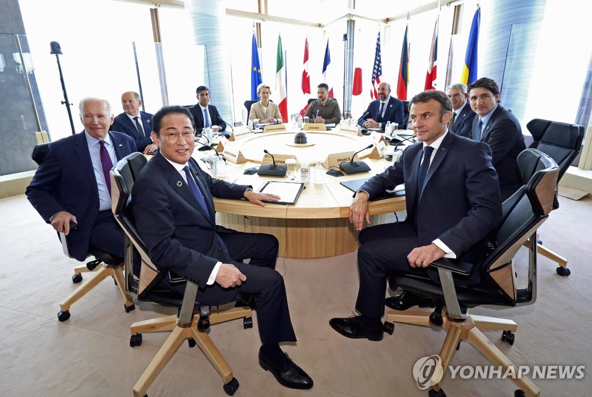 "G7 정상들, 北의 러 무기 제공 규탄 공동성명 낸다"