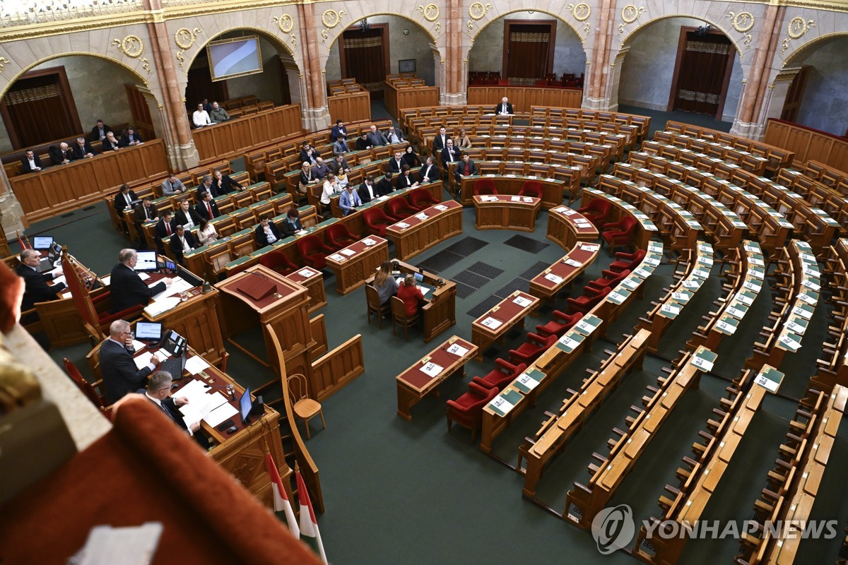 헝가리 여당, '스웨덴 나토 가입' 비준안 표결 불참