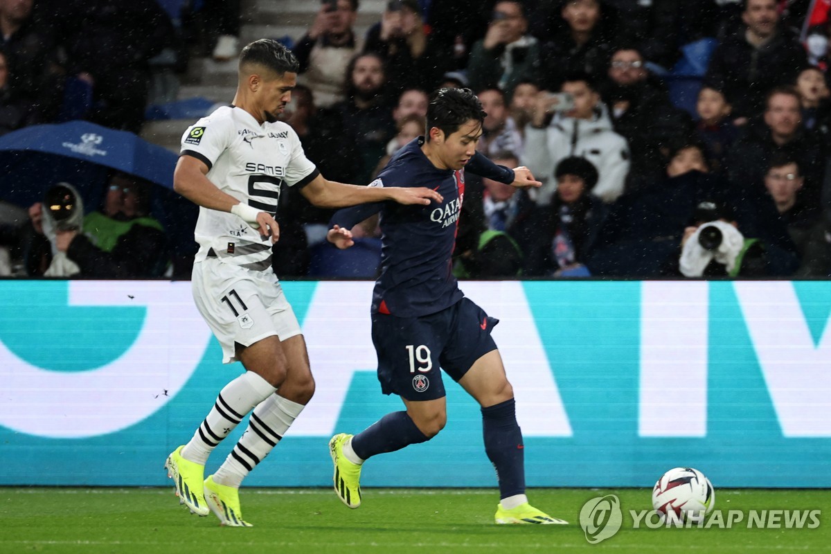 '이강인 2경기 연속 선발' PSG, 스타드 렌과 1-1 무승부