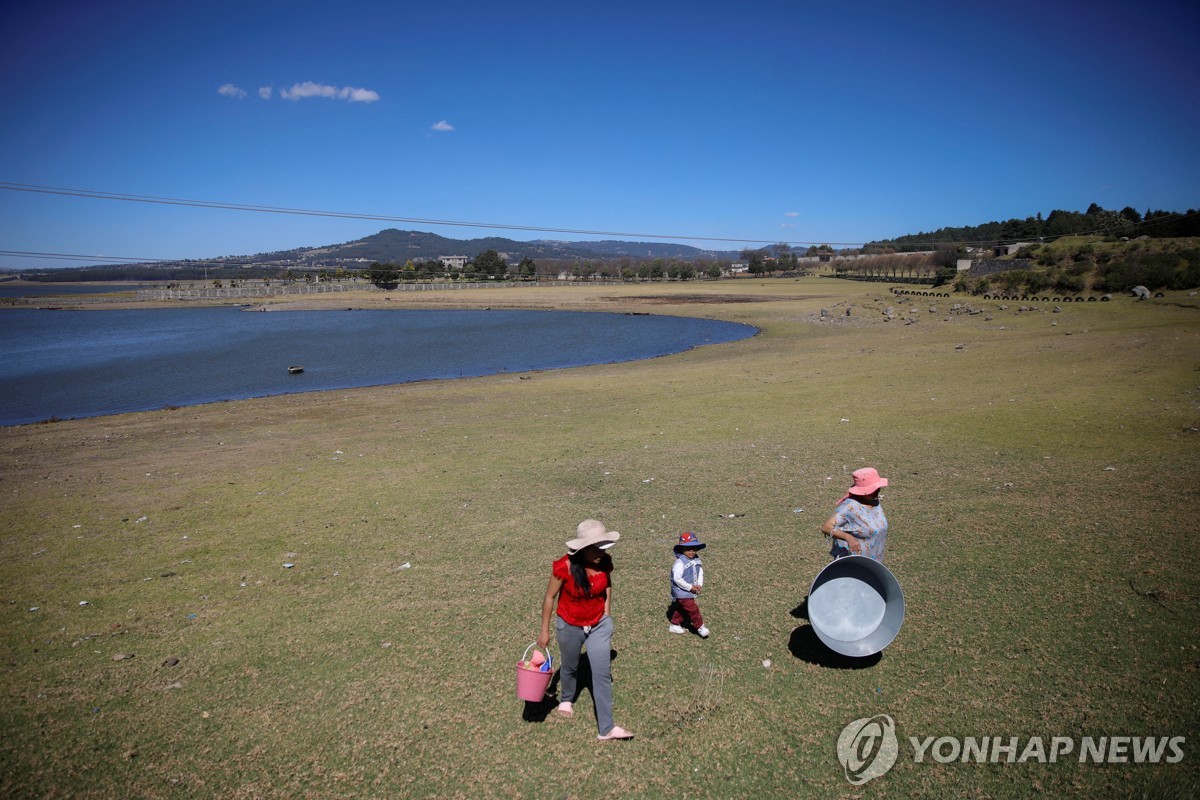 멕시코시티 부촌도 빈촌도 '물 부족'…수도요금 떠넘기기도